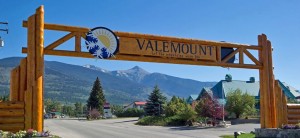 Valemount-BC-Entrance-Sign-lycqs515at8yx9tzuaey2mwpiycqka5kt9n48dhu68